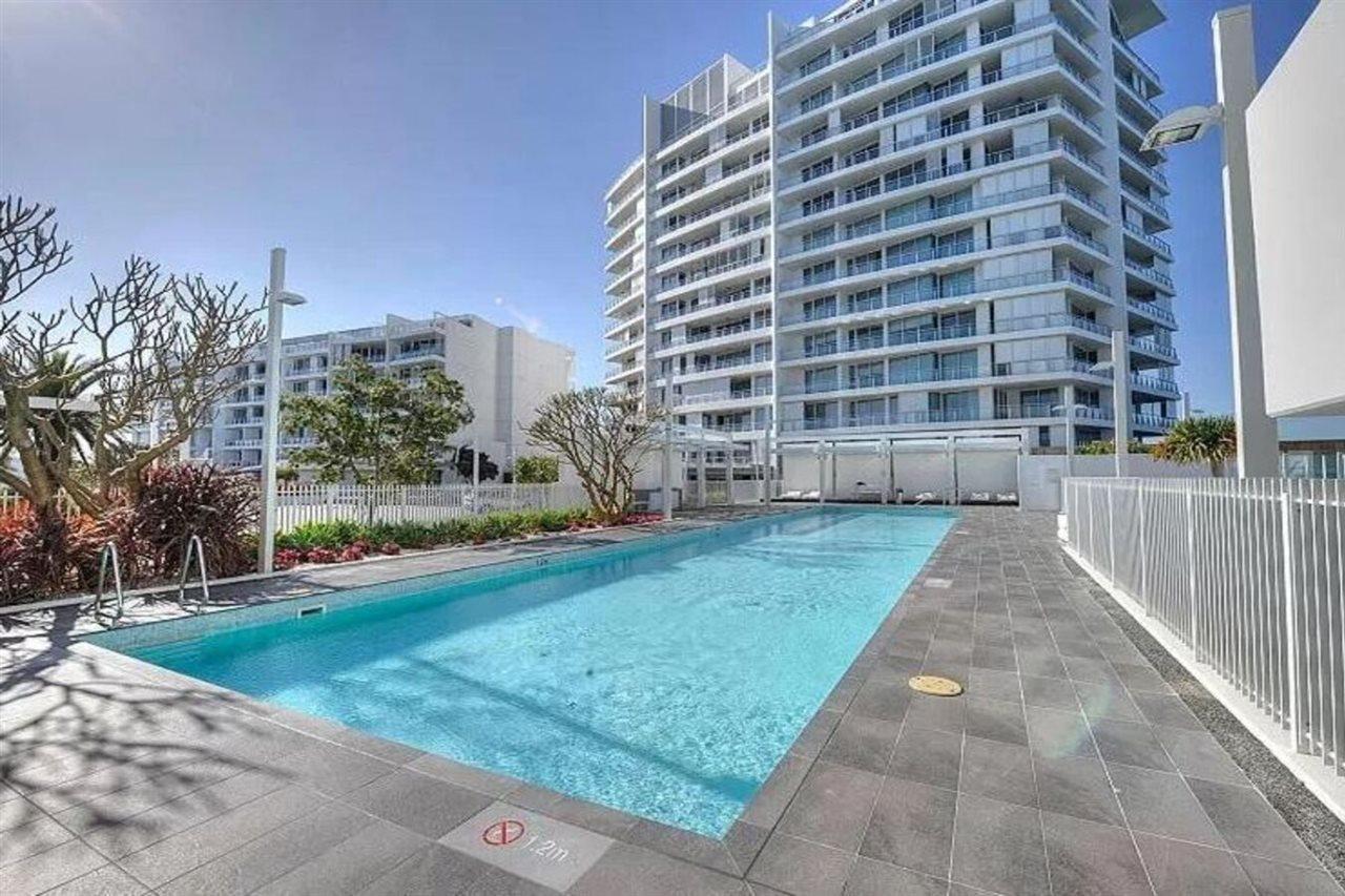 Seapoint 102 Apartment Мандура Екстериор снимка