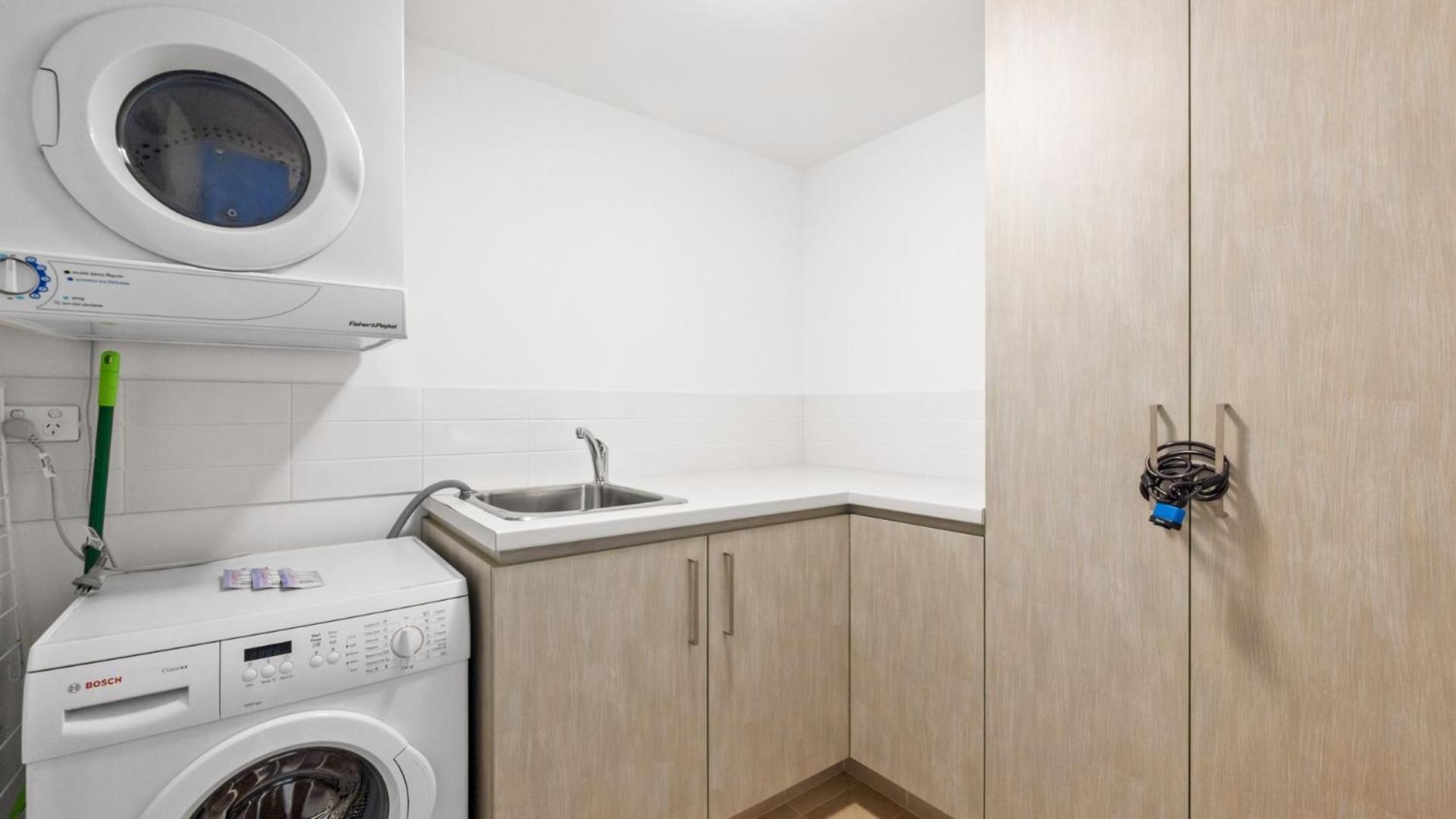 Seapoint 102 Apartment Мандура Екстериор снимка