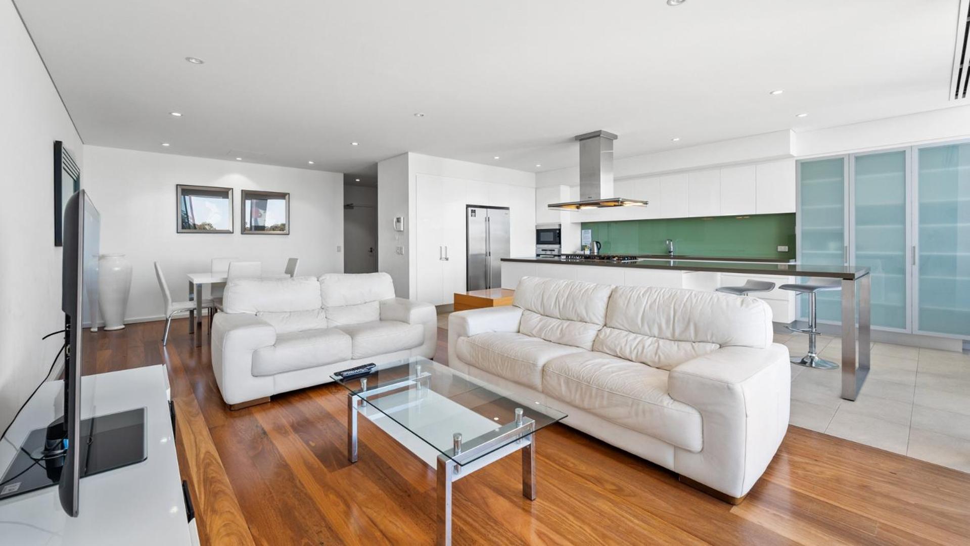 Seapoint 102 Apartment Мандура Екстериор снимка